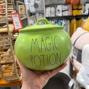 Rae Dunn Magic Potion cauldron